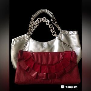 Bundle of shoulder purses